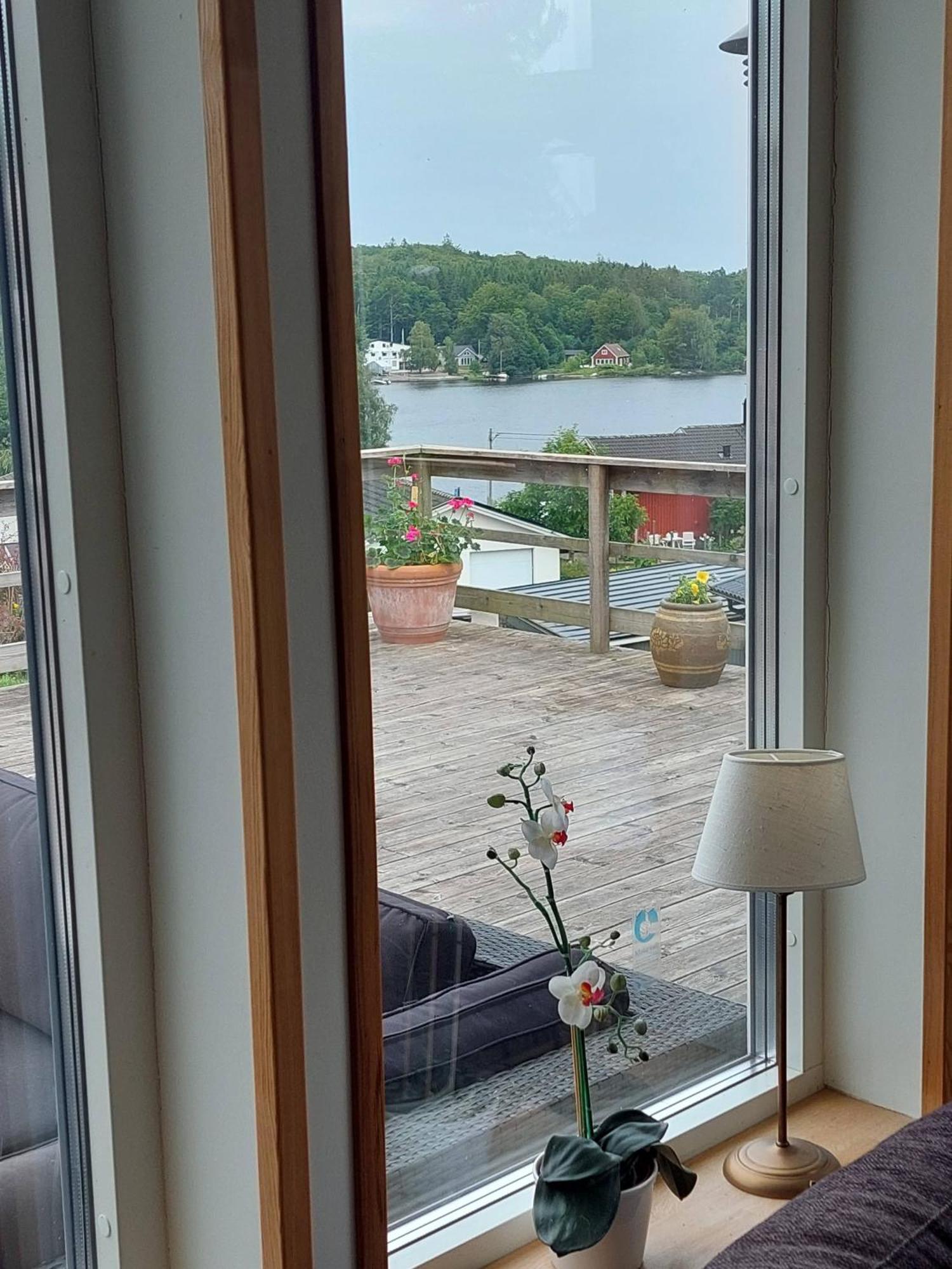 Villa Med Sjoutsikt Immeln 外观 照片
