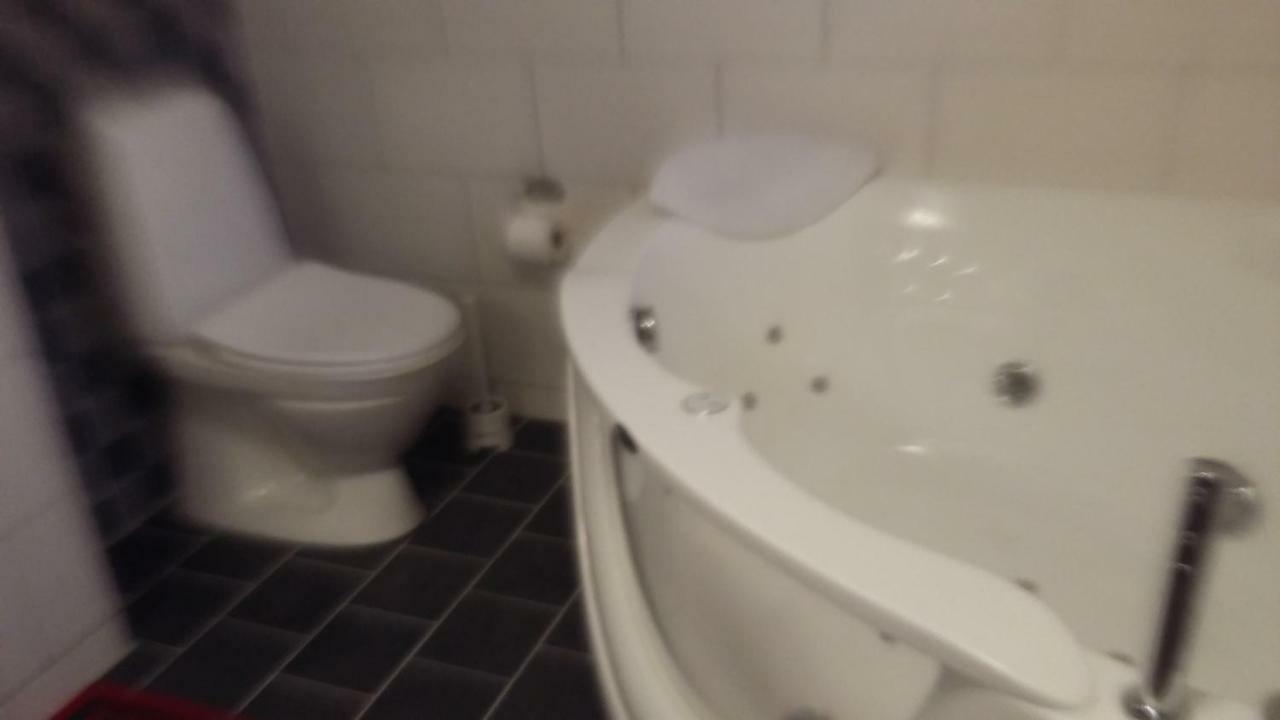 Villa Med Sjoutsikt Immeln 外观 照片